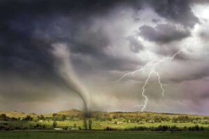 9 Most Common Dreams About Tornadoes And Meanings